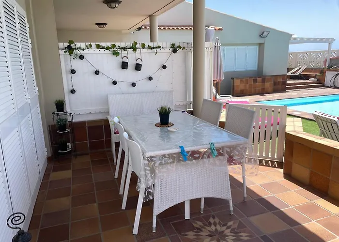 El Mar Feriehus San Agustín